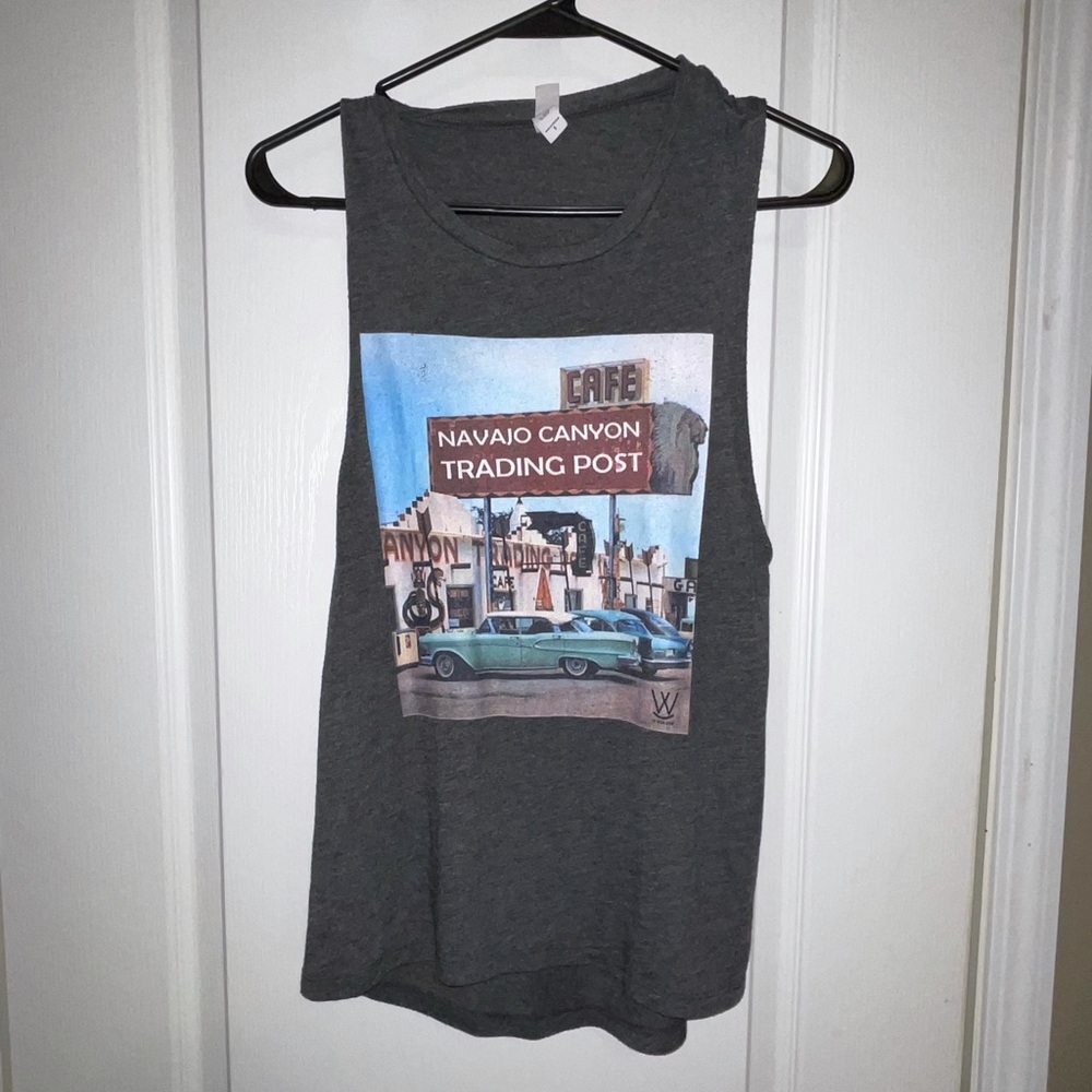 Gray tank